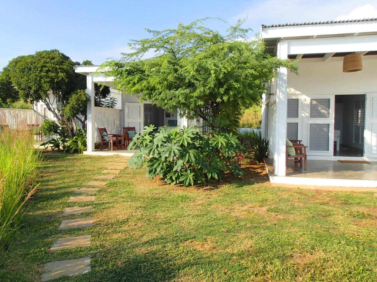 77 West Boutique Hotel Treasure Beach Exterior photo